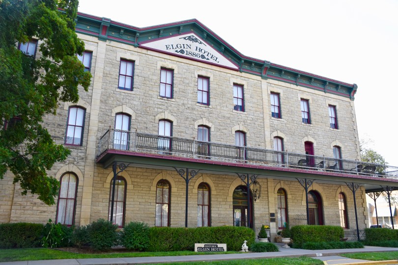 exterior of Elgin Hotel in Marion Kansas,
